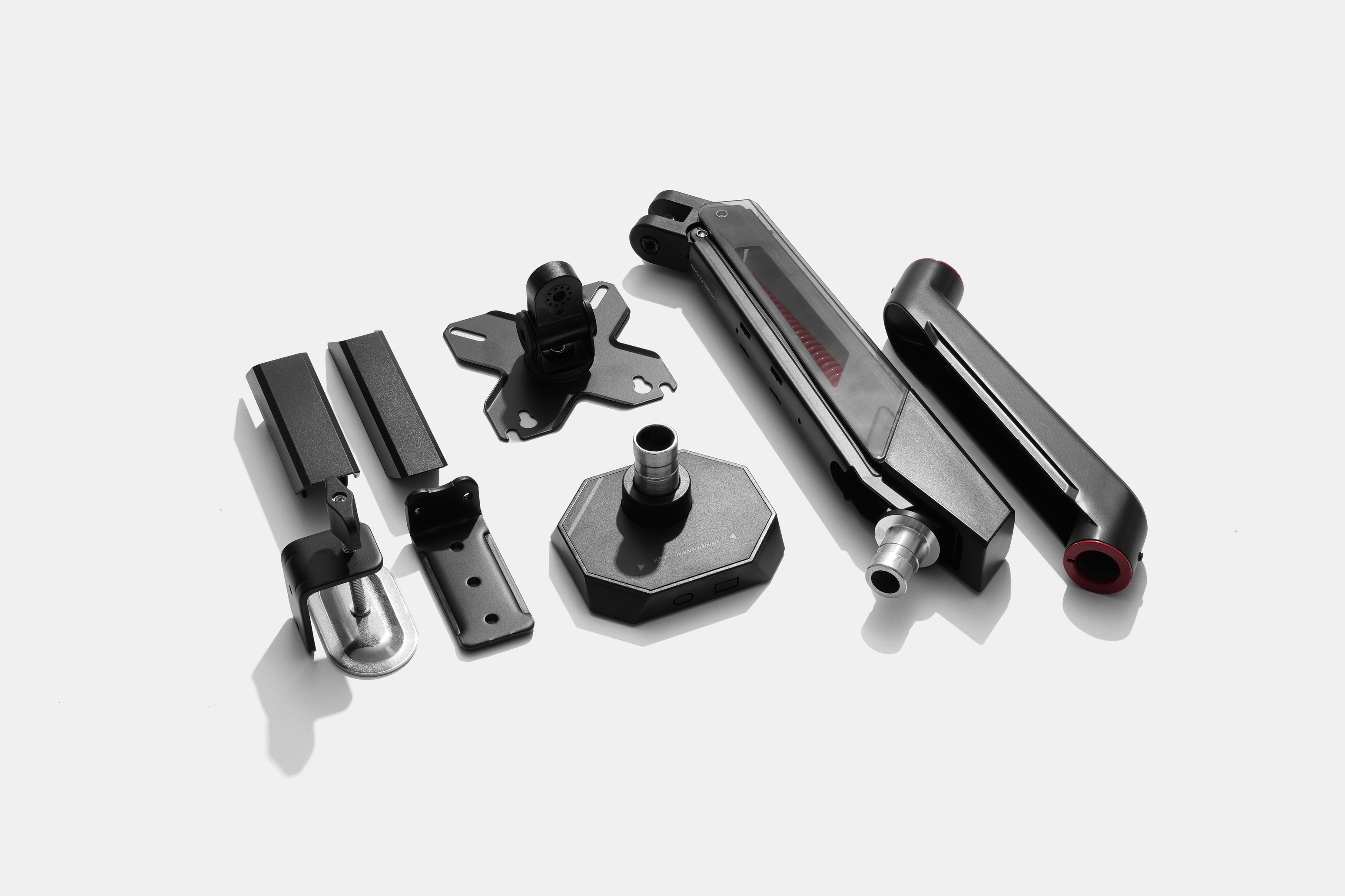 cach-lap-arm-man-hinh-dung-chuan-tren-ban-lam-viec