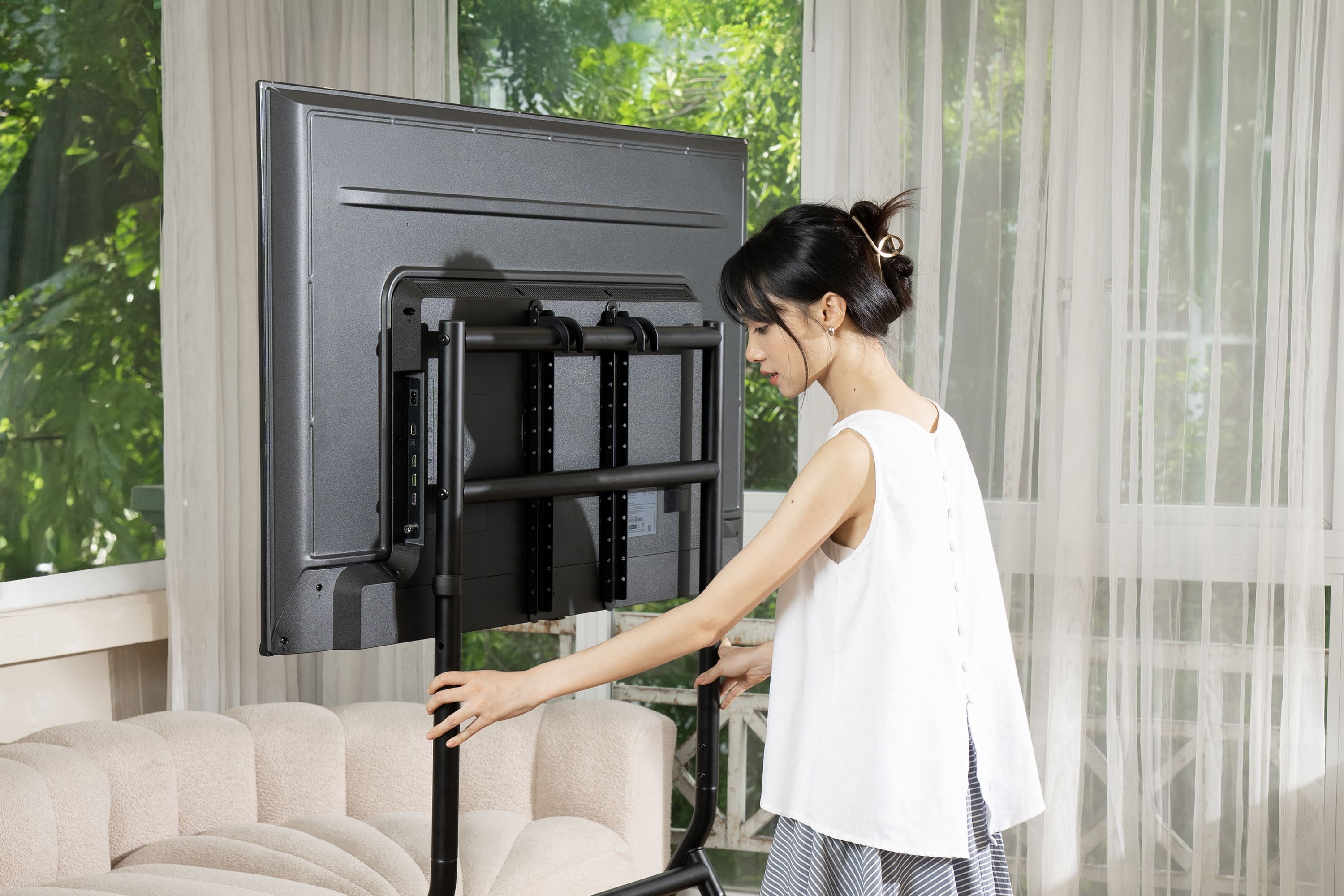 Giá treo TV di động HyperWork Core Stand | TVC01